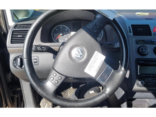 Подушка безопасности водителя Volkswagen Touran I