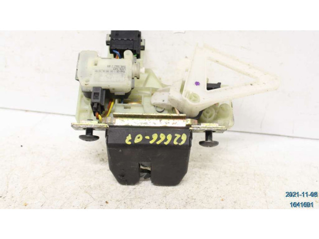 Zámek zadních dveří 31253047 Volvo V70 2007