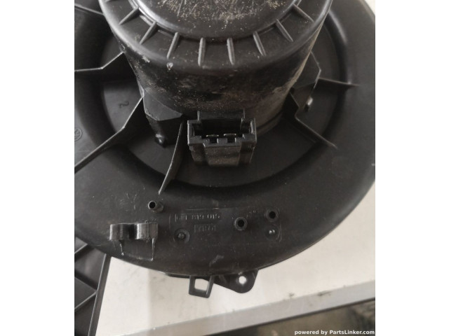 Вентилятор печки    6r1819015   Skoda Fabia Mk2 (5J)