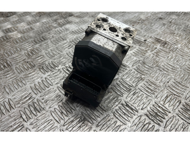 Блок АБС 7D0614111B Volkswagen Transporter - Caravelle T4 1991 - 2003 года