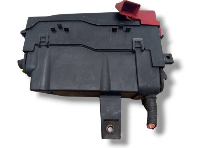 Блок предохранителей GX7314A076AA, P00147268A Jaguar XE