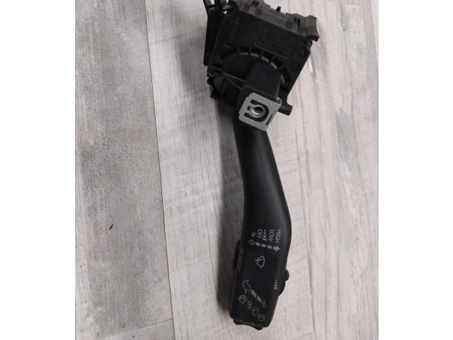 Ручка стеклоочистителей 1K0953519J, 01203516 Volkswagen Golf VI