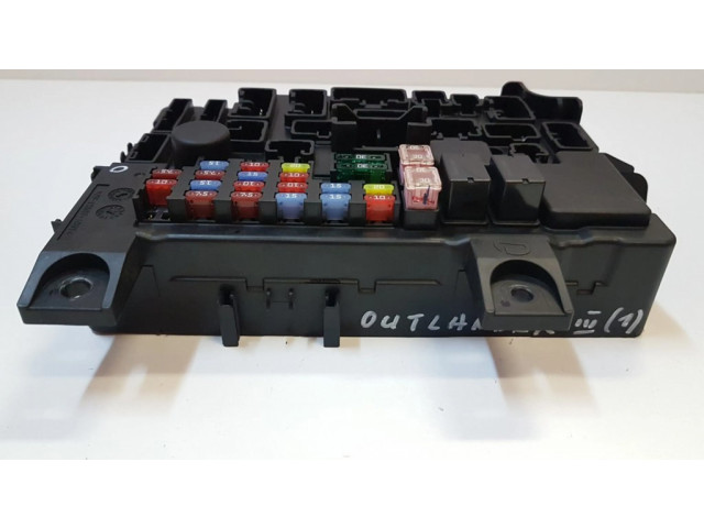 Блок предохранителей 8637A885 Mitsubishi Outlander