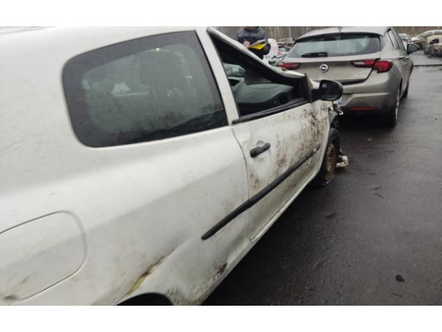 Модуль управления BSM 8200674661 Renault Clio III