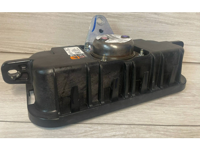 Подушка безопасности пассажира 84032849, 4720000000000X Chevrolet Camaro