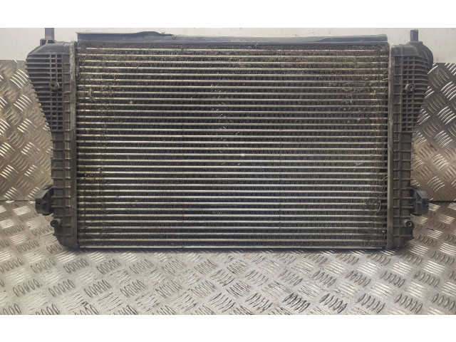 Интеркулер 1K0145803E, 1K0145803L Volkswagen Touran I