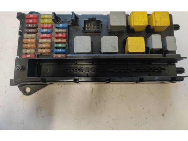 Блок предохранителей A9065450401 Volkswagen Crafter