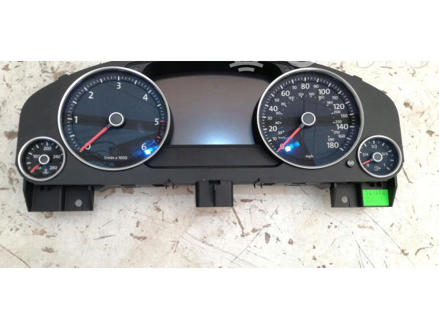 Přístrojová deska Volkswagen Touareg II 2017 7P6920980A, 7P6920980A