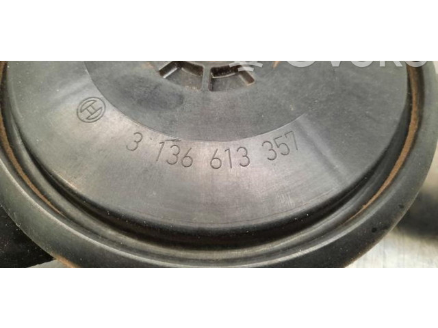 Комплект вентиляторов 3136613357 Ford Transit Custom