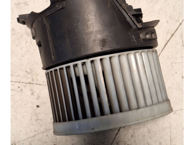 Вентилятор печки       Citroen C5  2005 - 2008 года   