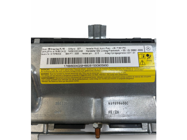 Подушка безопасности для колен A1768600402   Mercedes-Benz GLA W156