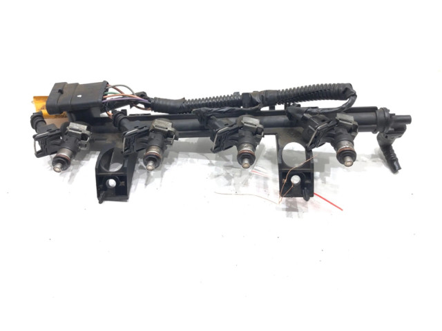 Vstřikovací lišta 8200292590   Renault Modus     