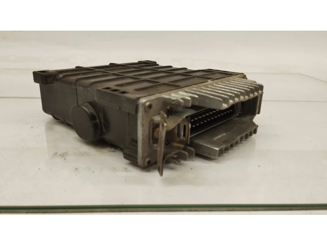 Блок управления двигателя 0055455532, 0280800204   Mercedes-Benz 190 W201