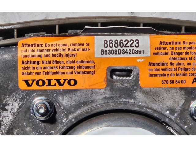 Подушка безопасности водителя 8686223   Volvo XC90