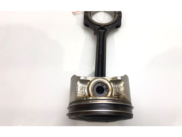  Поршень с шатуном  QR20DE  Nissan X-Trail T30  