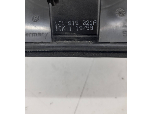 Вентилятор печки    1J1819021A   Audi TT Mk1