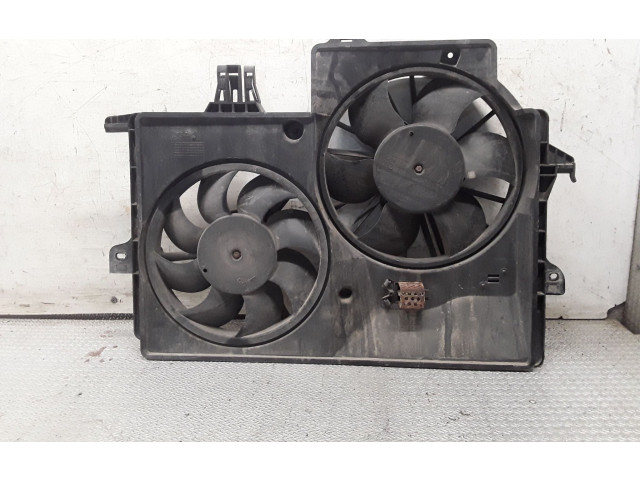 Вентилятор радиатора 52401246 Opel Meriva A