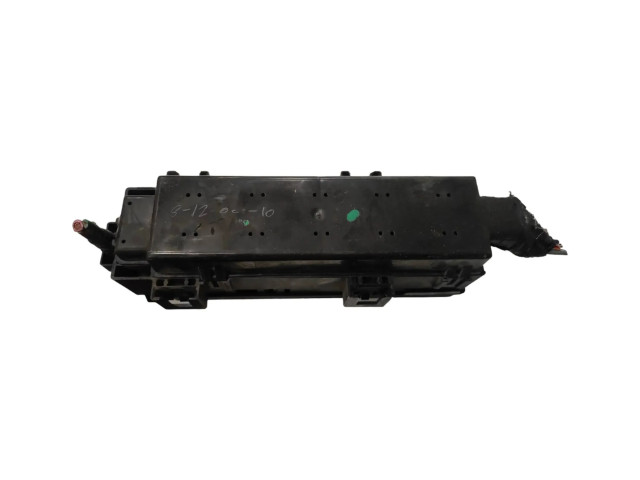 Блок предохранителей Jeep Grand Cherokee (WJ)