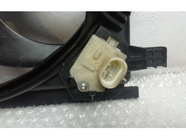 Вентилятор радиатора 51878035 Fiat Grande Punto 1.2