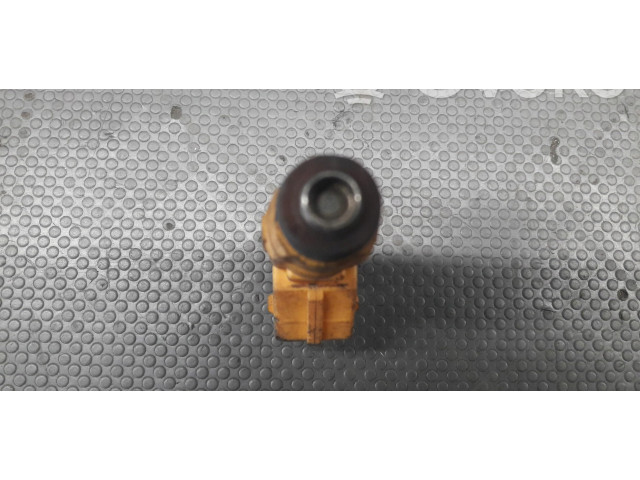 Форсунка 1275194 Volvo S70 V70 V70 XC