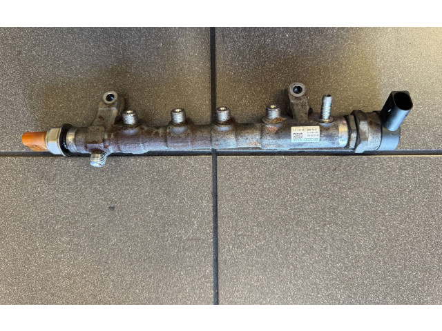 Магистральная трубка топлива 03L089N    Volkswagen Touran II  cfg 