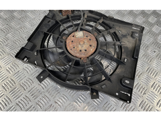 Электрический вентилятор радиаторов 13147279, 0130303302 Opel Astra H 2004