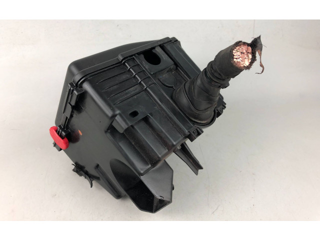 Блок предохранителей  9824510780   Peugeot 2008 II    