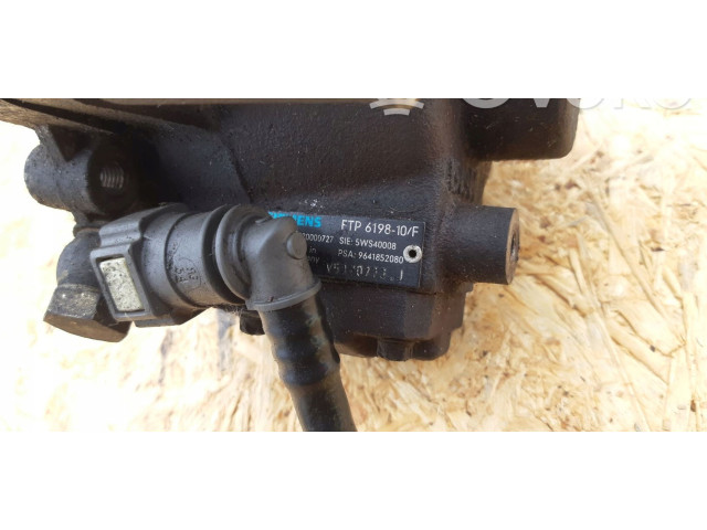 Топливный насос