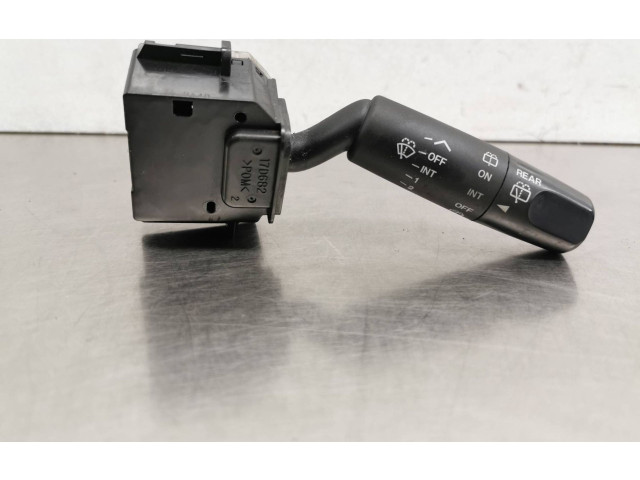 Ручка стеклоочистителей Mazda 3 I