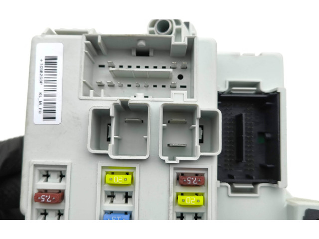 Блок предохранителей 68233380AC, 503441271211 Jeep Cherokee