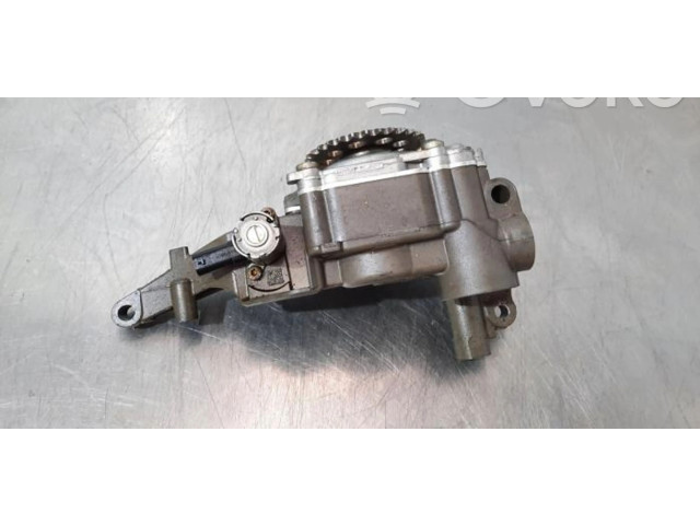 Масляный насос   A1771810000  Mercedes-Benz E W213 