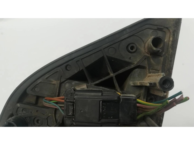 Зеркало электрическое     Сзади   Citroen Xsara Picasso     