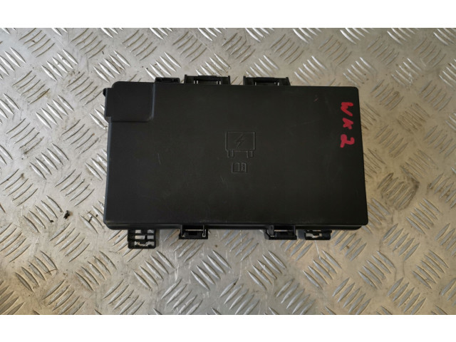 Блок предохранителей Jeep Grand Cherokee