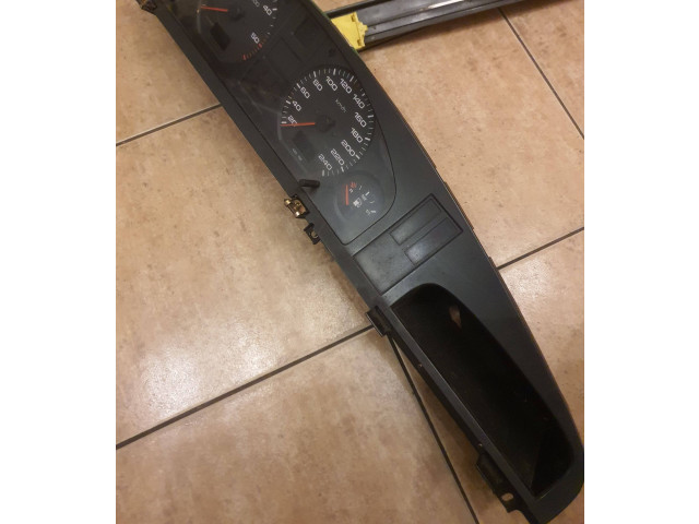 Панель приборов 4A1919033ES   Audi A6 S6 C4 4A       