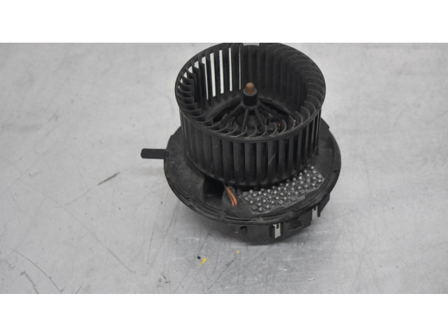 Вентилятор печки    1K1820015P   Volkswagen Caddy