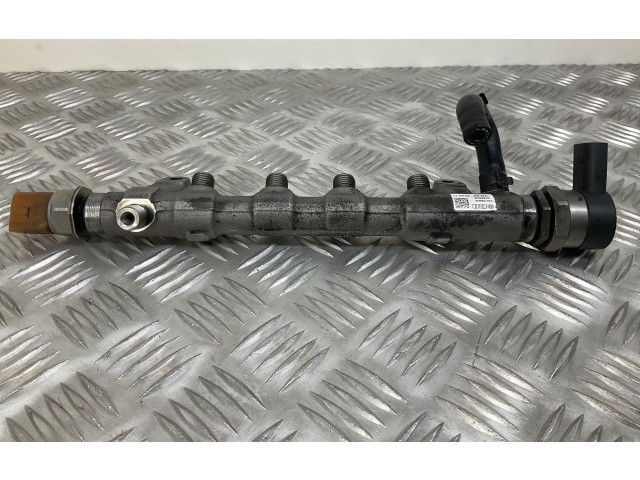 Vstřikovací lišta 03L089M, 057130764H Volkswagen Tiguan CFFB