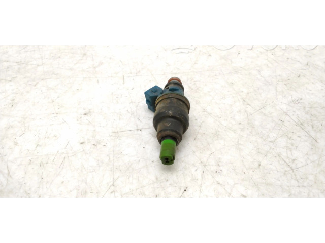 Форсунка INP068 Mitsubishi Colt 4G13