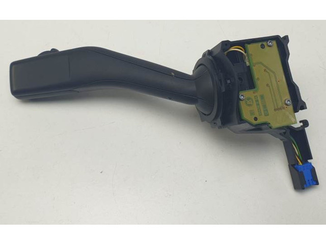 Ручка стеклоочистителей 1K0953519   Volkswagen Caddy