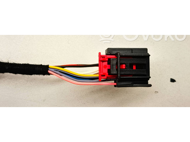 Зеркало электрическое Skoda Kamiq 2019 - года