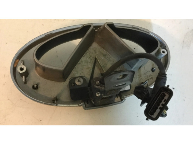 Vaizdo kamera priekiniame bamperyje