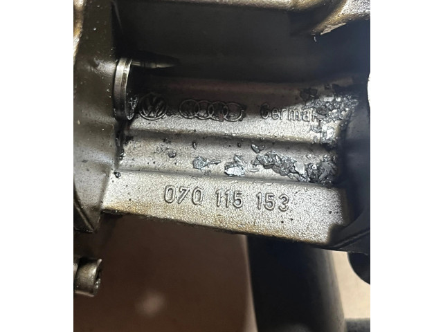 Čerpadlo oleje 070115153 Volkswagen Transporter - Caravelle T5 AXD