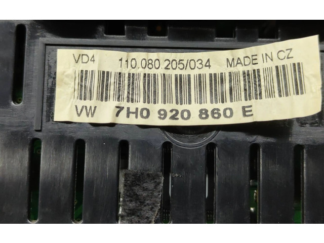 Přístrojová deska Volkswagen Transporter - Caravelle T5 2005 7H0920860E, 110080205