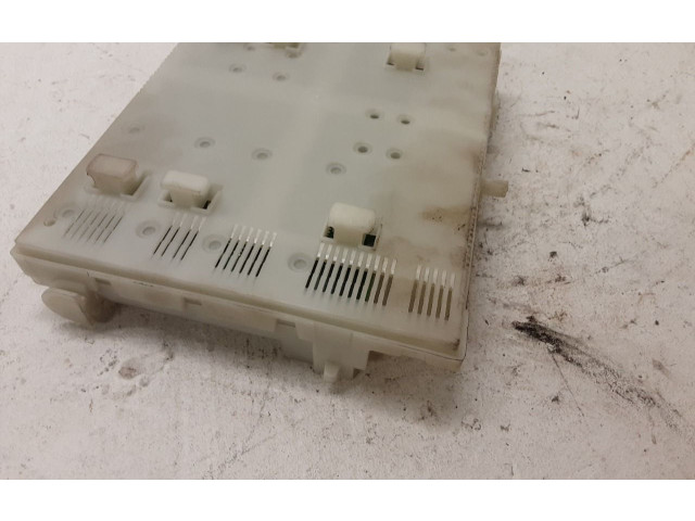 Pojistková skříňka 31412971 Volvo V60 2013