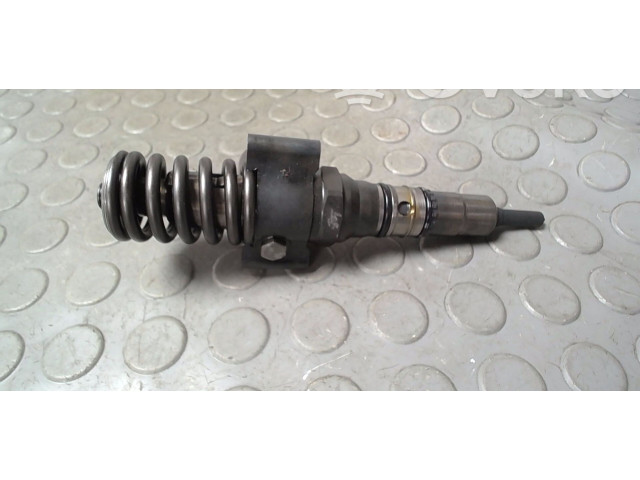 Форсунка 03G130073B, 03G130073BX    Volkswagen Touran I   