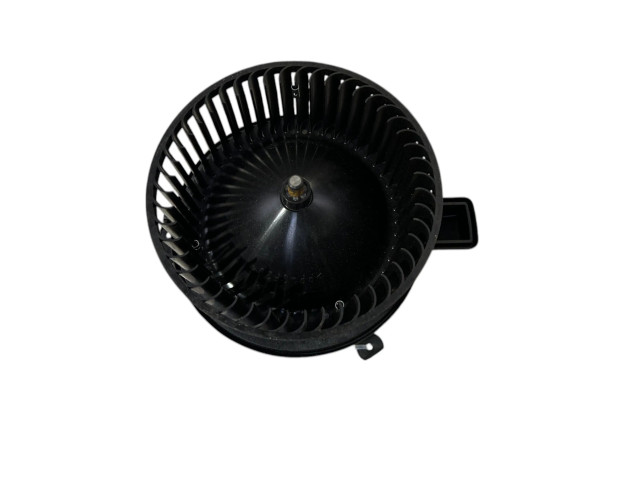 Вентилятор печки    4M2820021C   Audi Q5 SQ5