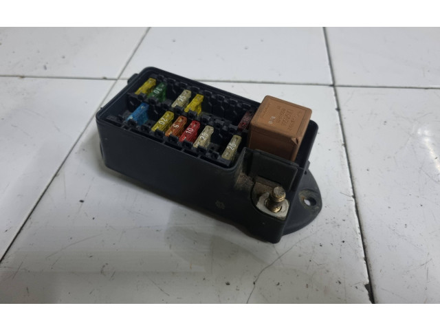 Блок предохранителей LNA2800JB, 518157003 Jaguar XJ X300