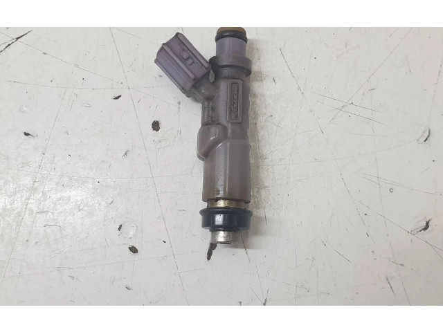 Форсунка 2325070120 Lexus IS 200-300 1GFE