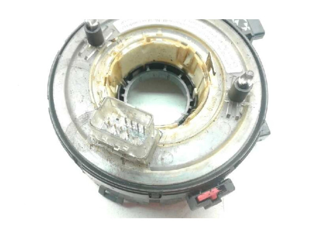 Подушка безопасности водителя    Volkswagen Touran I