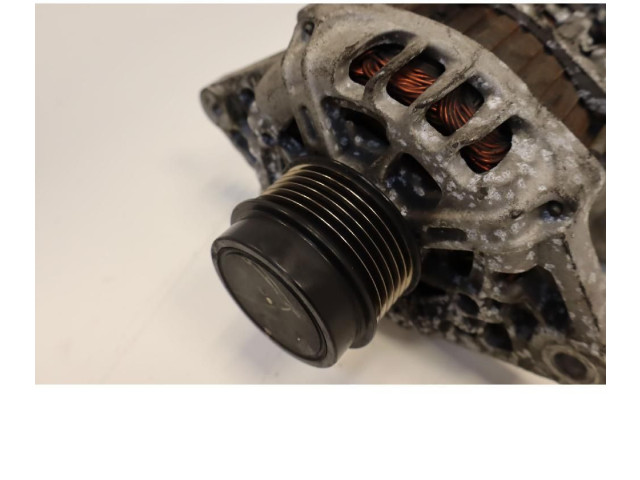 Генератор 37300-2B700   KIA Venga      