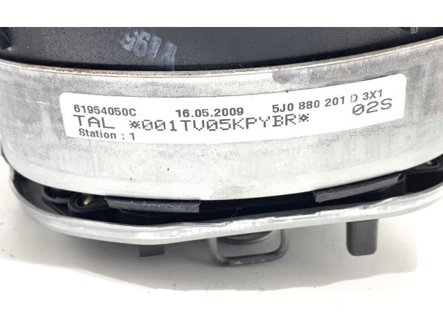 Подушка безопасности водителя 5J0880201D Skoda Fabia Mk2 (5J)